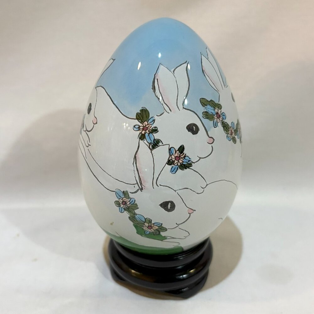 VTG 1993 Knobler Glass Egg Inside Painting of Bunny Rabbits Original Box